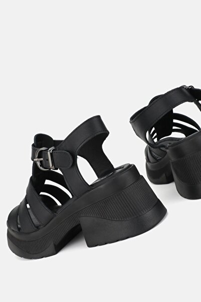 TUNAELLİ WOMEN'S BLACK GENUINE NATURAL LEATHER THICK HEELED BUCKLE SLIPPERS