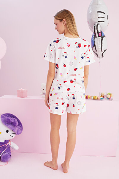 Siyah İnci Hello Kitty Licensed 100% Cotton White Multicolor Crewneck Shorts Pajamas Set