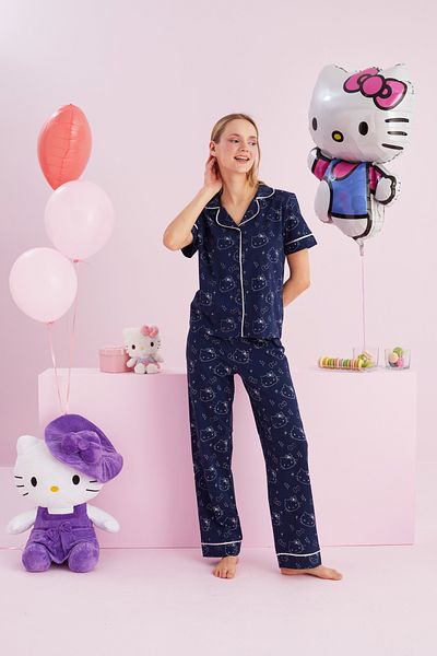 Siyah İnci Hello Kitty Licensed 100% Cotton Navy Blue πολύχρωμο σετ πιτζάμες με κουμπιά
