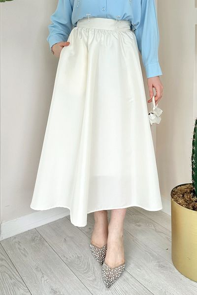 Gizce Taffeta White Skirt