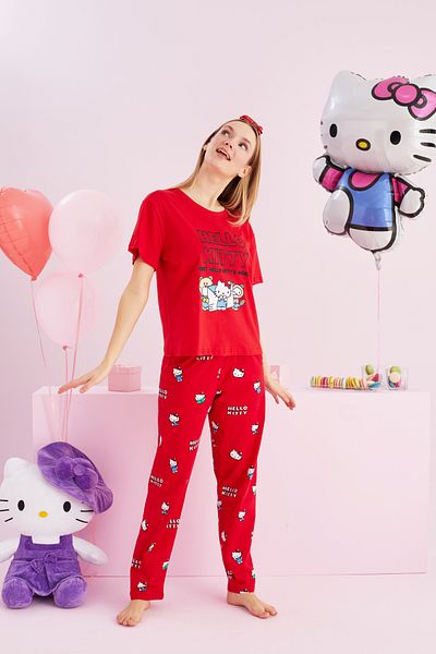 Siyah İnci مرخص من Hello Kitty - طقم بيجامة بياقة دائرية 100% قطن أحمر اللون