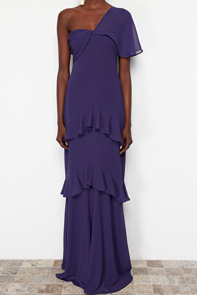 Trendyol Collection Fialové volánové dlouhé večerní šaty střihu do A – TPRSS24AE00040