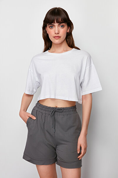 Trendyol Collection Antracit puha gombos zsebes normál derék kötött rövidnadrág és Bermuda TWOSS24SR00110