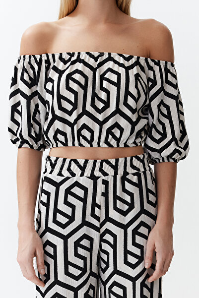 Trendyol Collection Carmen Collar Black Crop Blouse and Trousers Set - Flexible Knitted TWOSS24AU00102