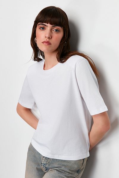 Trendyol Collection Ecru 100% Single Jersey vycpané pletené tričko TWOSS24TS00122
