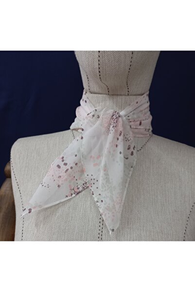 es moda shop وشاح شيفون منقوش من Alaina - لون أوف وايت وبودرة