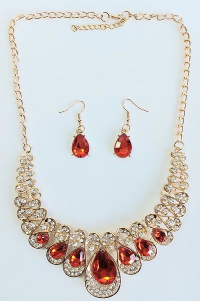 impressive Elegant Evening Dress Necklace Earring Set with Red Crystal Drop Stones (Gold)