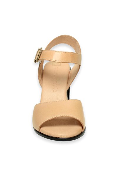 Mammamia D24Ys-1860Z Heeled Beige Women's Sandals