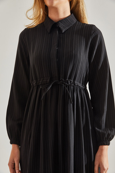 Bianco Lucci Modest Dlouhé hidžábové šaty se sbíraným pasem, dřeňový límec60181034