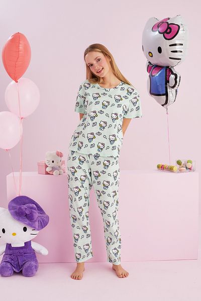 Siyah İnci Hello Kitty Licensed 100% βαμβακερό πράσινο πολύχρωμο σετ πιτζάμες με λαιμόκοψη