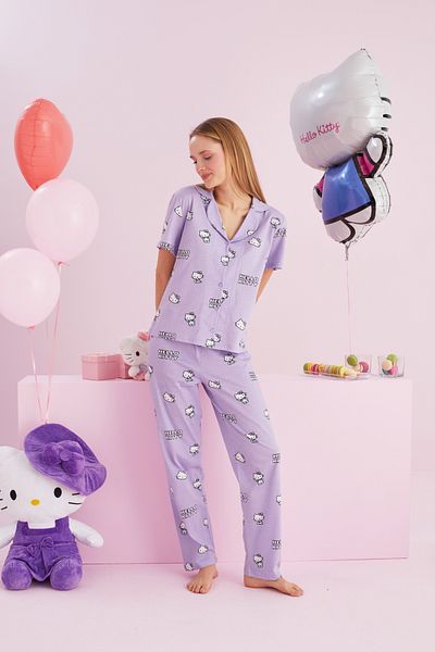 Siyah İnci Set de lenjerie de dormit cu nasturi multicolore, 100% bumbac, cu licență Hello Kitty