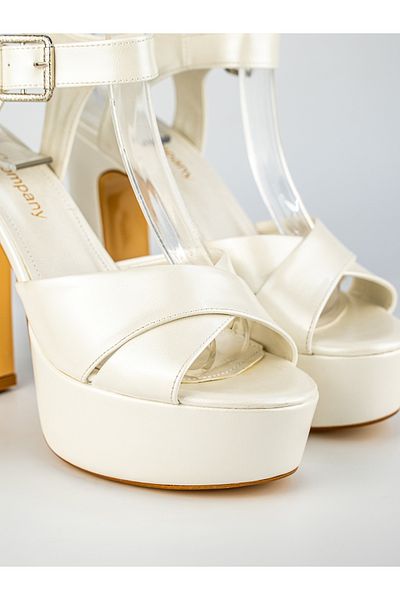 E&L Company 13cm Bridal shoes, off-white leather, running is guaranteedIt's the product, it's important