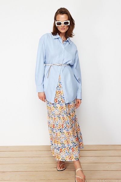 Trendyol Modest Ecrufarbener gewebter Rock mit Blumenmuster TCTSS22EE00000