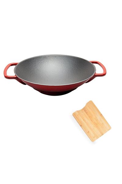 Sürel Demirdöküm Wok Pan Roasting Pan 35 cm Red Bamboo Cutting Board