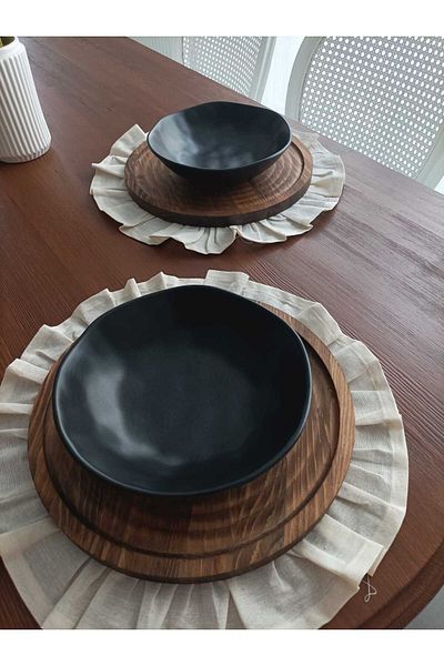NGY Frilly Raw Linen Round American Service Vintage Set of 4