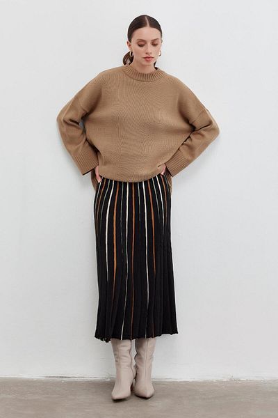 KB STUDIO Mint Colored Accordion Form Knitwear Skirt