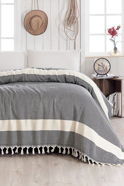 Lux Touch مفرش سرير مزدوج أسود نقي 200 × 230 سم غطاء كرسي بذراعين للأريكة من قطن بيكيه مع شرابات