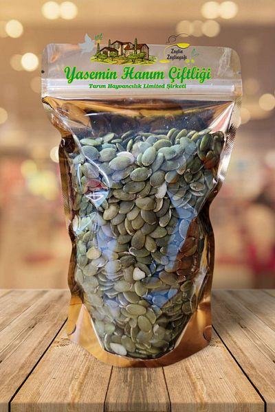 Yasemin Hanım Çiftliği 350 GR Raw Pumpkin Seeds - Inside