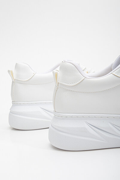 Tonny Black Women's White Comfortable Thick Sole Lace-Up Sports Shoes