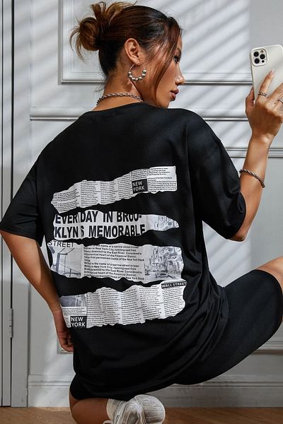 MODAGEN Μπλουζάκι Unisex Black Crew Neck Back Εφημερίδα με στάμπα Oversize