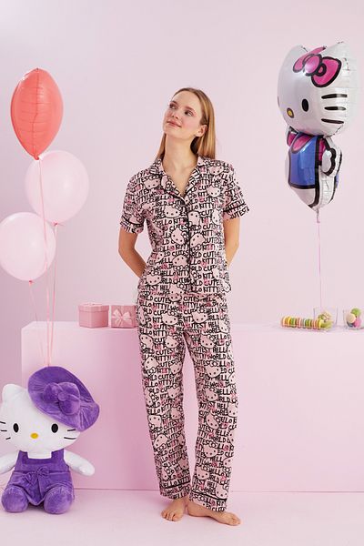 Siyah İnci Hello Kitty Licensed 100% βαμβακερό ροζ πολύχρωμο σετ πιτζάμες με κουμπιά