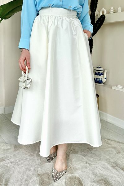 Gizce Taffeta White Skirt