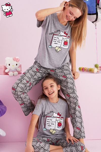 Siyah İnci Hello Kitty Licensed 100% βαμβακερό γκρι πολύχρωμο σετ πιτζάμες με λαιμόκοψη