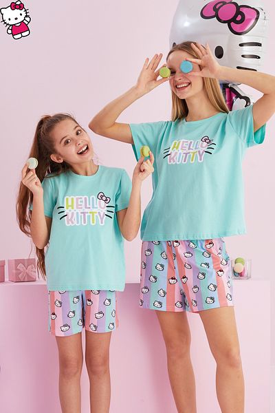 Siyah İnci Hello Kitty Licensed 100% βαμβακερό πράσινο πολύχρωμο σορτς πιτζάμες με λαιμόκοψη