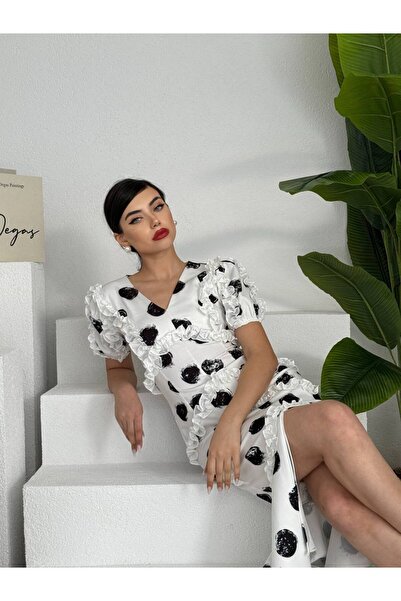 SONREİR ROCHIE MIDI CU DECOLLAT în V cu buline