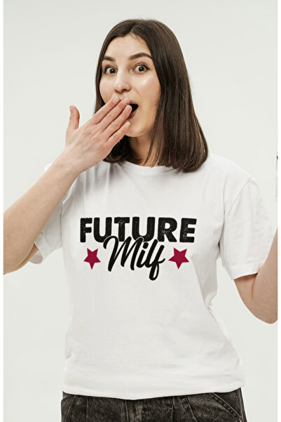 Fuddy Moda Ženska Oversize kroj Future Milf majica sa printom, bela, zvezda Š...