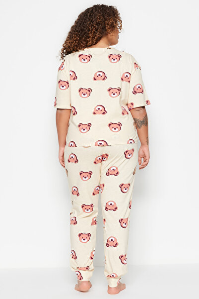 Trendyol Curve Σετ πλεκτής πιτζάμα εκρού αρκουδάκι με σχέδιο TBBAW23AI00039