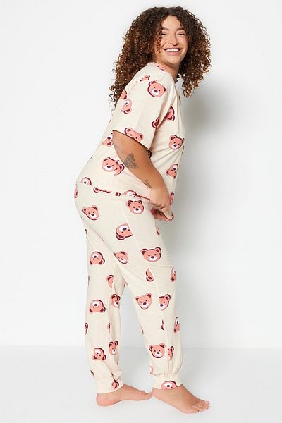 Trendyol Curve Ecru Teddy Bear Patterned Knitted Pajama Set TBBAW23AI00039