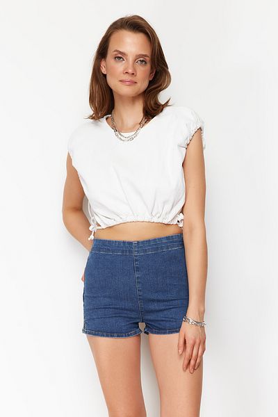 Trendyol Collection Dunkelblaue Denim-Mini-Shorts TWOSS24SR00084