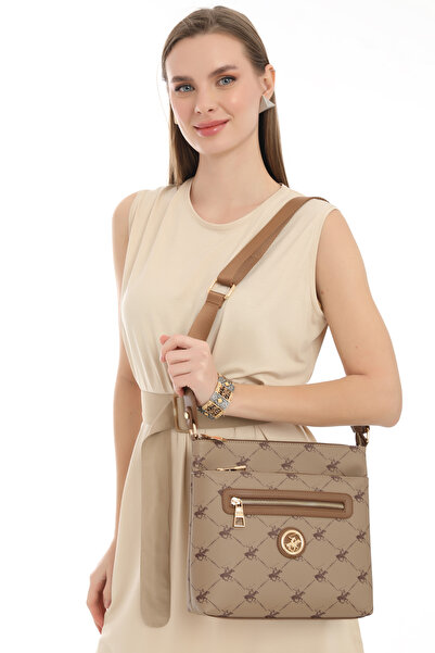 Beverly Hills Polo Club حقيبة كتف نسائية من فرو المنك الخفيف 05BHPC8011