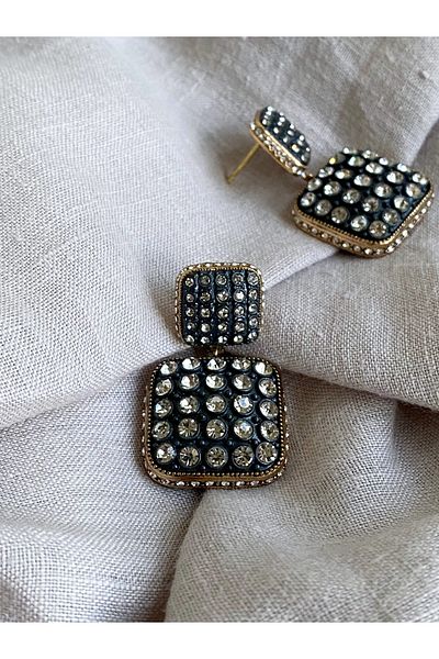 FAYRA ACCESSORIES Zircon Stone Diamond Mounted Earrings