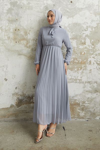 InStyle Rochie plisată din șifon Limelda - Gri