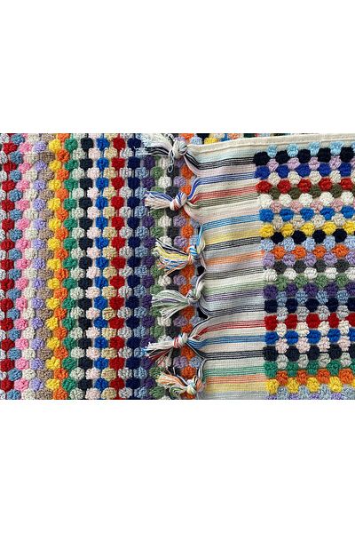 Sierra Linens Bubble Pattern Bath Towel 100% Cotton Colored Fringed Draped