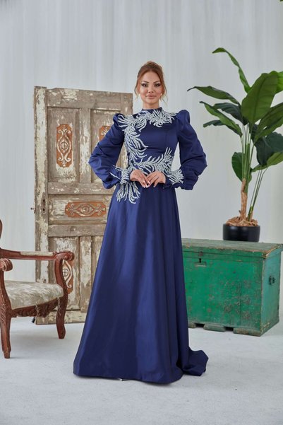 Generic Brand Embroidered Evening Dress Perla 7061