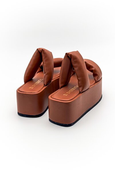 Shoebutik Mindy Tan High Wedge Sole Slippers