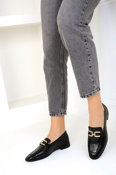 SOHO Schwarze matte Lackleder-Freizeitschuhe für Damen 18864