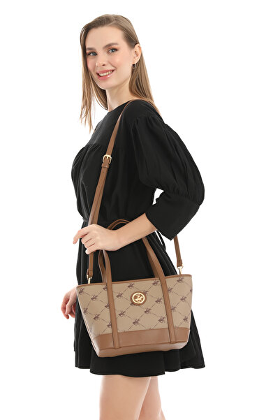 Beverly Hills Polo Club حقيبة كتف نسائية من فرو المنك الخفيف 05BHPC8006