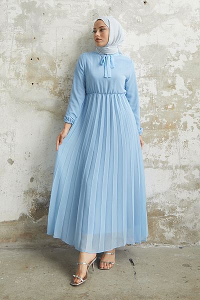 InStyle Плисирана шифонена рокля Limelda - бебешко синьо