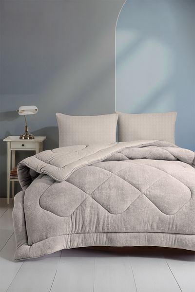 EVA Double Brown Double Sided Welsoft Quilt(195 X 215 cm)