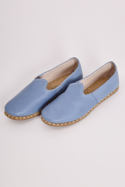 Ertay Deri El İşçiliğiyle Özel Tasarlanmış Hakiki Deri Çarıklar: Geleneksel Yemeni Ayakkabı İşlemeli Zarafet