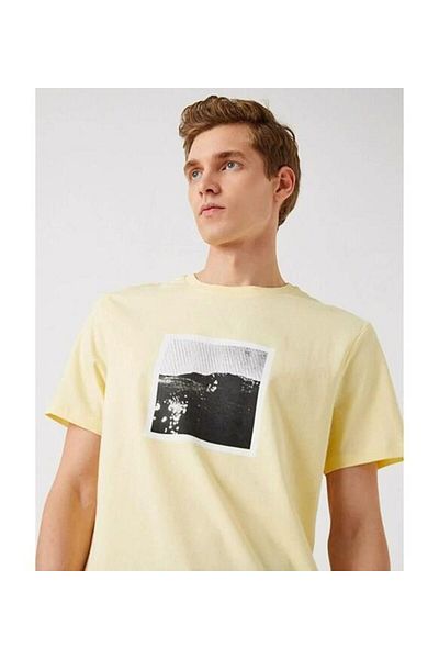 Koton Men's Standard Fit Printed T-Shirt