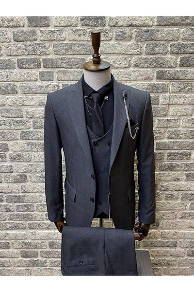 MONTO BENE Slim Fit Suit with Gray Vest