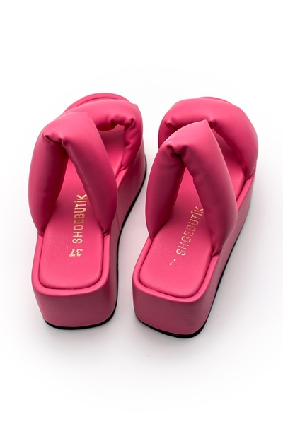 Shoebutik Mindy Fuchsia High Wedge Sole Slippers