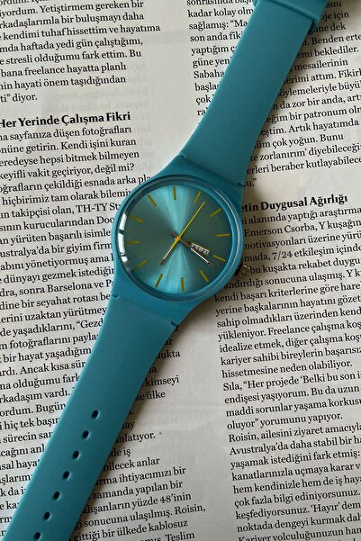 Parlé Bien UNISEX PINK WATERPROOF SOLENDED SILICONE WRISTWATCH