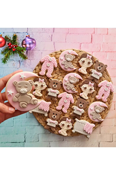 Tatlı Armağanlar Ayda Uyuyan Ayıcık Bebek Tulumu Beşik ve Bebek Butik Kurabiye - 20 Adet