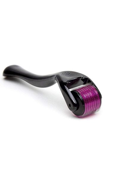 Welta Titanium Tip 540 Needle Derma Roller 0.5 mm and Ice Globes Ice Globe Cold Massage Ball 2 Pieces Pink